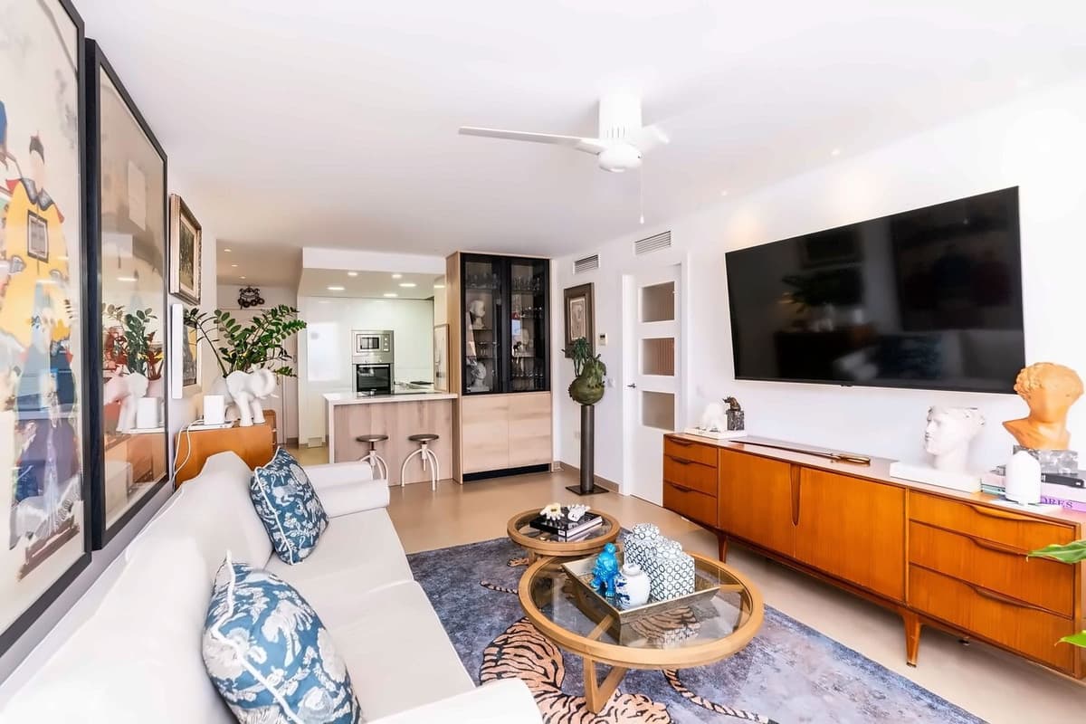 Middle Floor Apartment in Marbella — photo 7 of 10