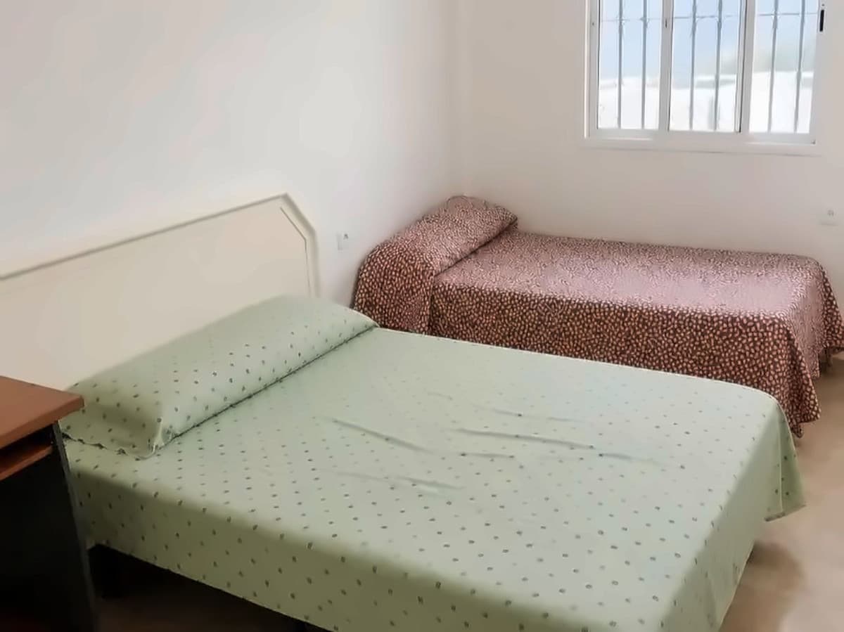 Middle Floor Apartment in Nueva Andalucía — photo 8 of 10