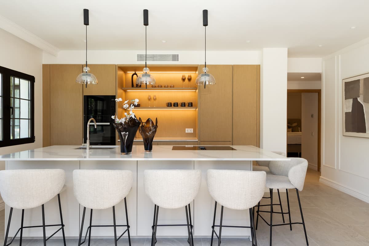 Middle Floor Apartment in Nueva Andalucía — photo 1 of 10