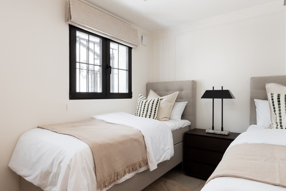 Middle Floor Apartment in Nueva Andalucía — photo 6 of 10