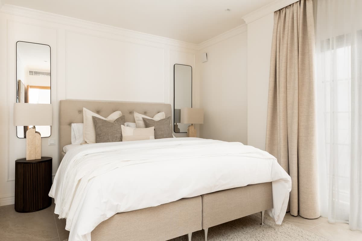 Middle Floor Apartment in Nueva Andalucía — photo 8 of 10