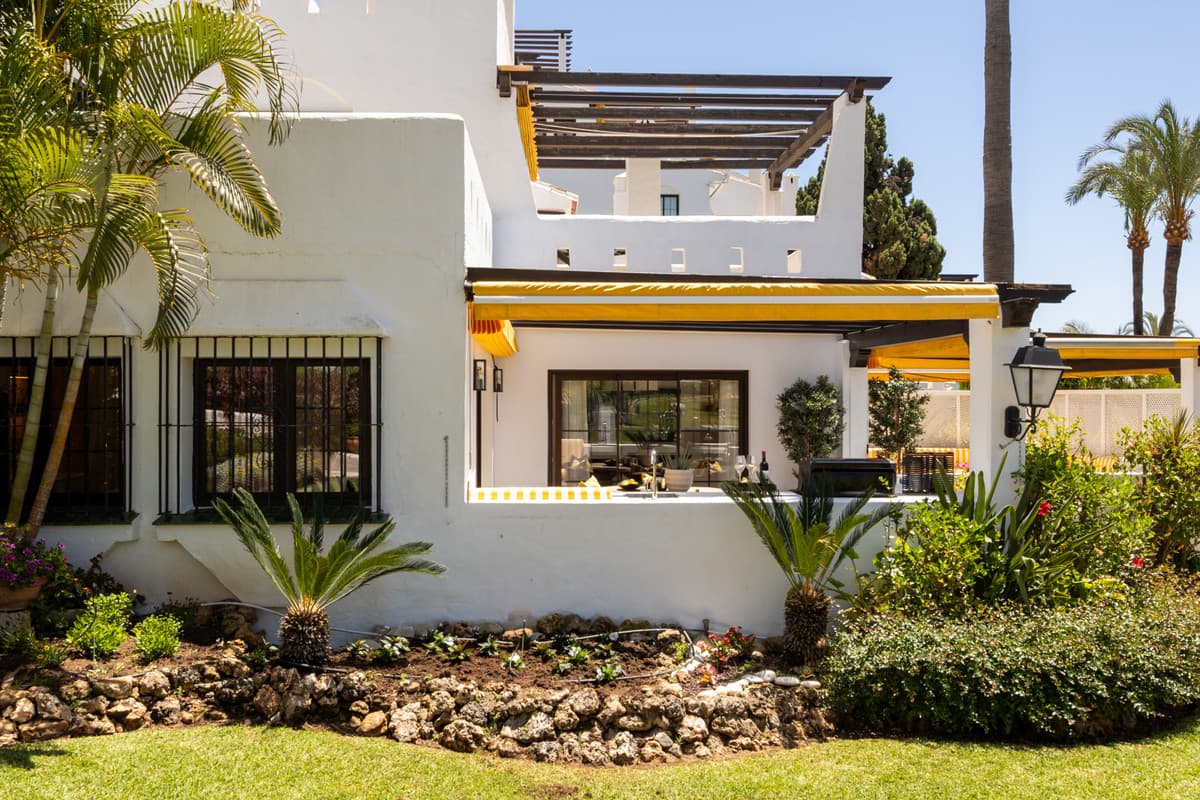 Middle Floor Apartment in Nueva Andalucía — photo 9 of 10