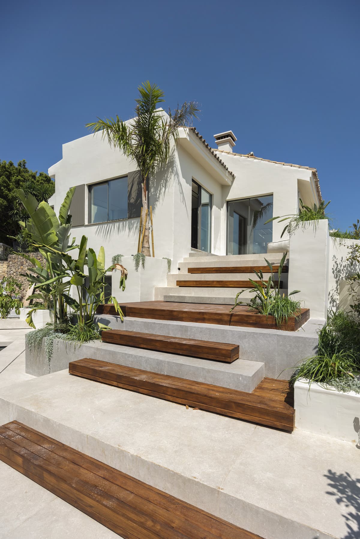 Detached Villa in Nueva Andalucía — photo 2 of 10