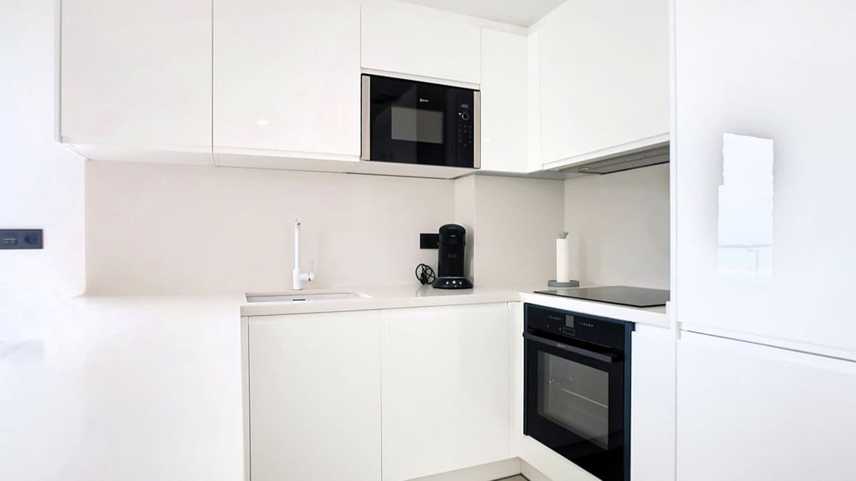 Middle Floor Apartment in Fuengirola — photo 4 of 10