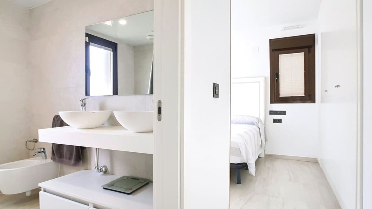 Middle Floor Apartment in Fuengirola — photo 10 of 10
