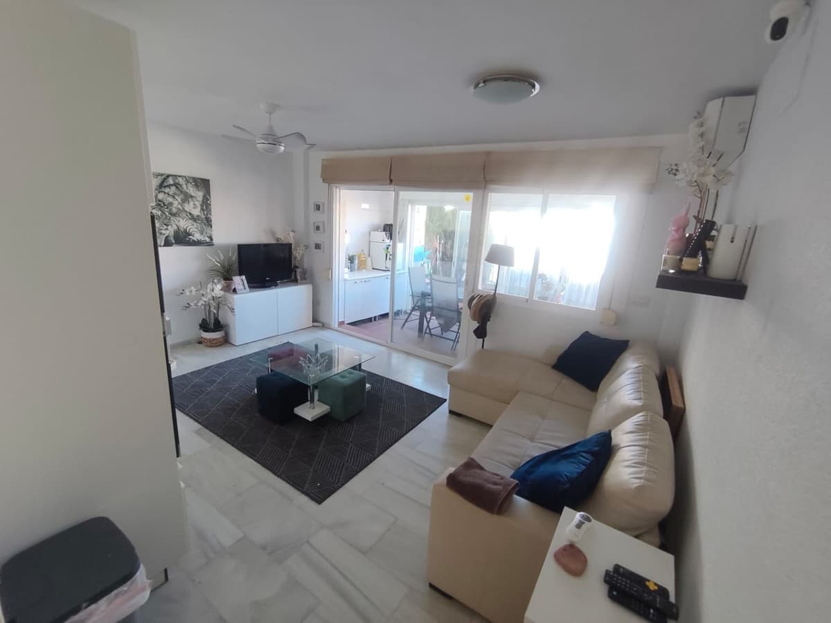 Ground Floor Apartment in Benalmadena Costa — photo 10 of 10