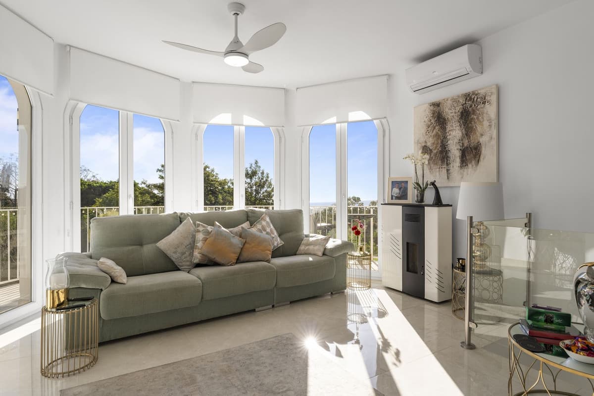 Detached Villa in Mijas — photo 2 of 10