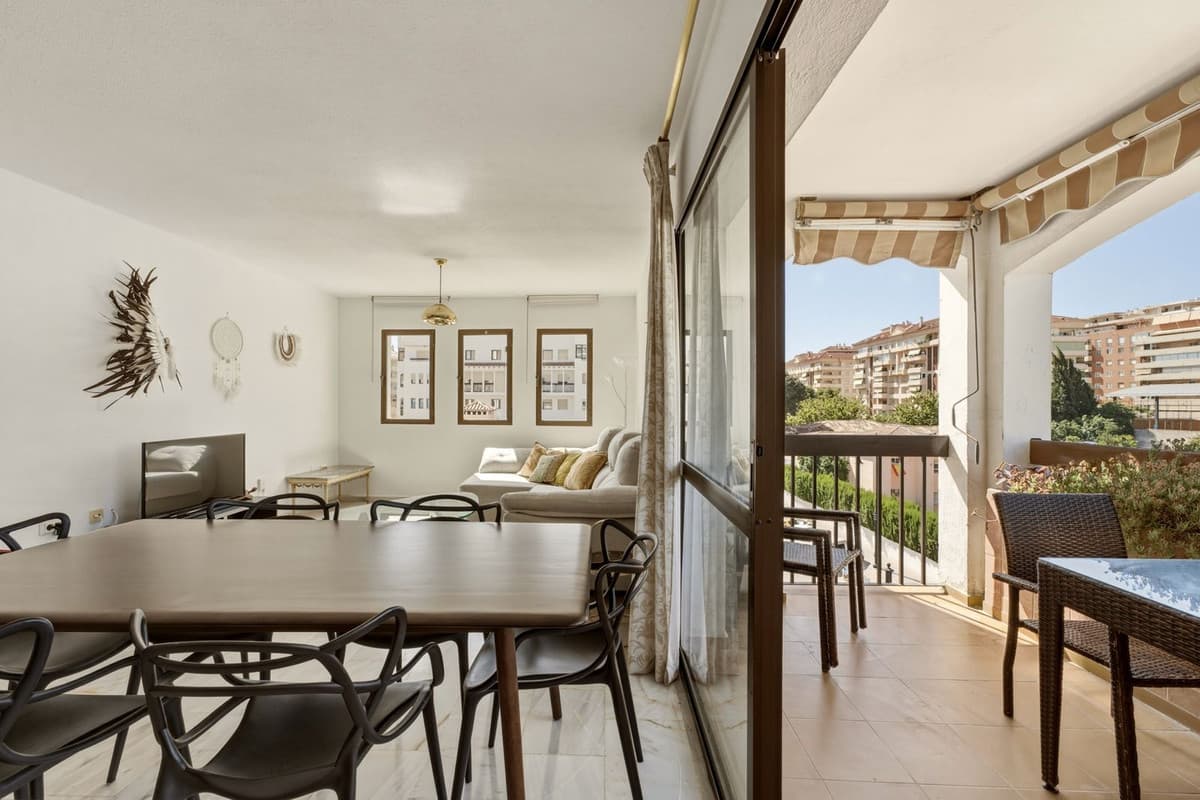 Middle Floor Apartment in Fuengirola — photo 2 of 10