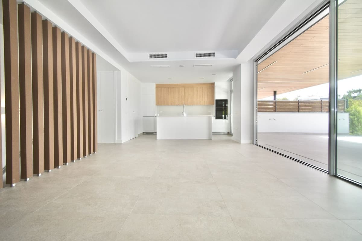 Ground Floor Apartment in Marbella — photo 2 of 10