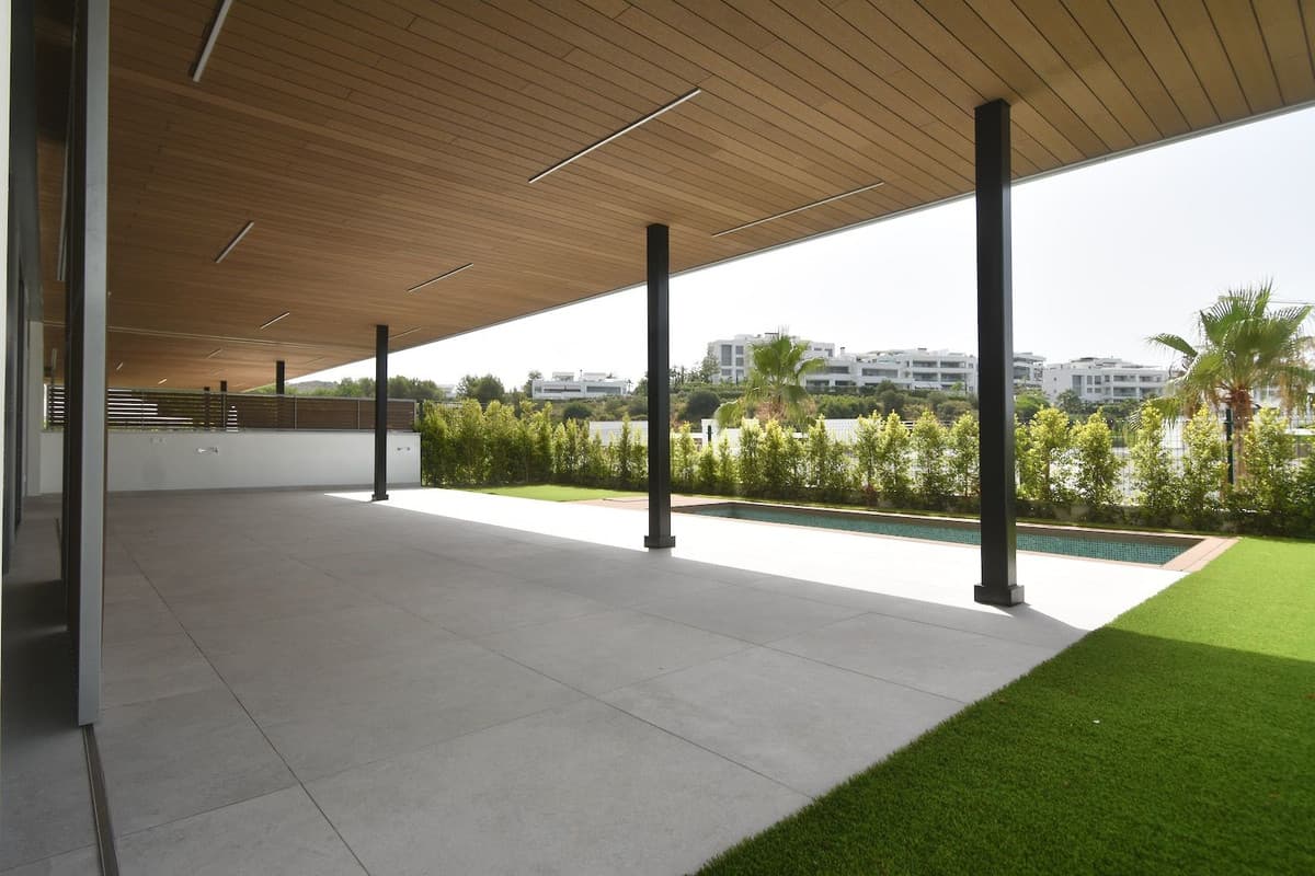 Ground Floor Apartment in Marbella — photo 9 of 10