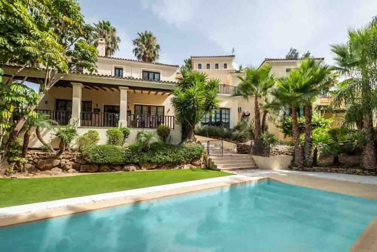 Detached Villa in Sotogrande Alto — photo 1 of 10