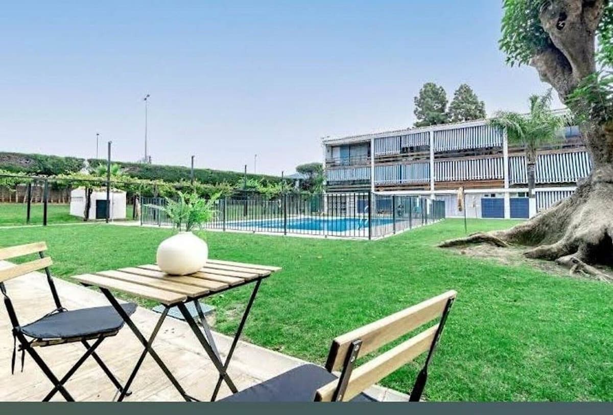 Middle Floor Apartment in San Pedro de Alcántara — photo 1 of 5
