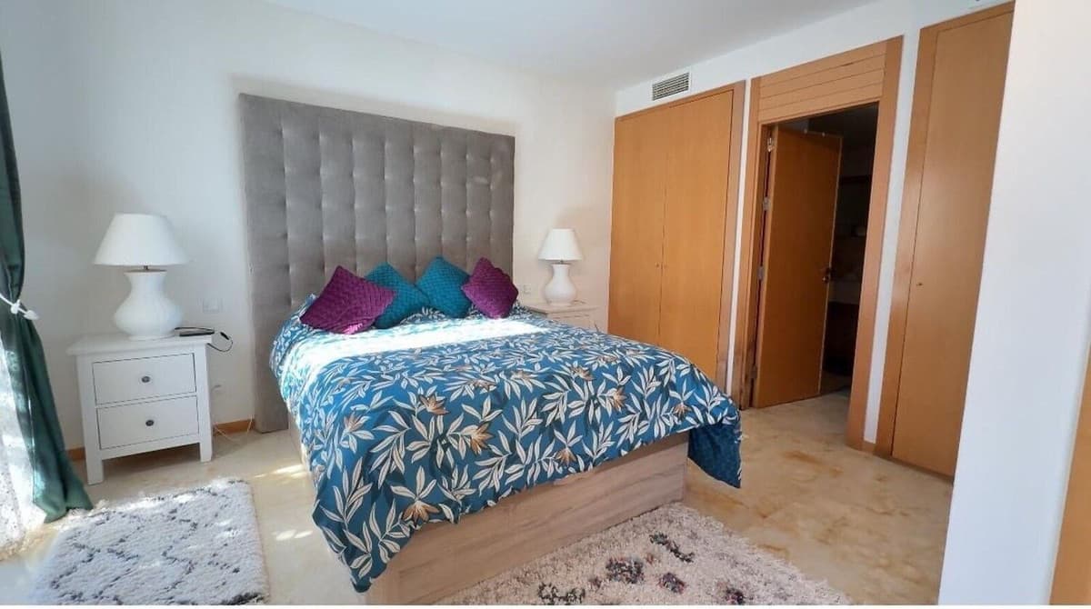Middle Floor Apartment in Altos de los Monteros — photo 9 of 10