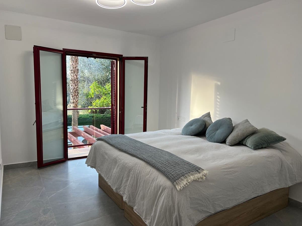 Middle Floor Apartment in Sotogrande Marina — photo 10 of 10