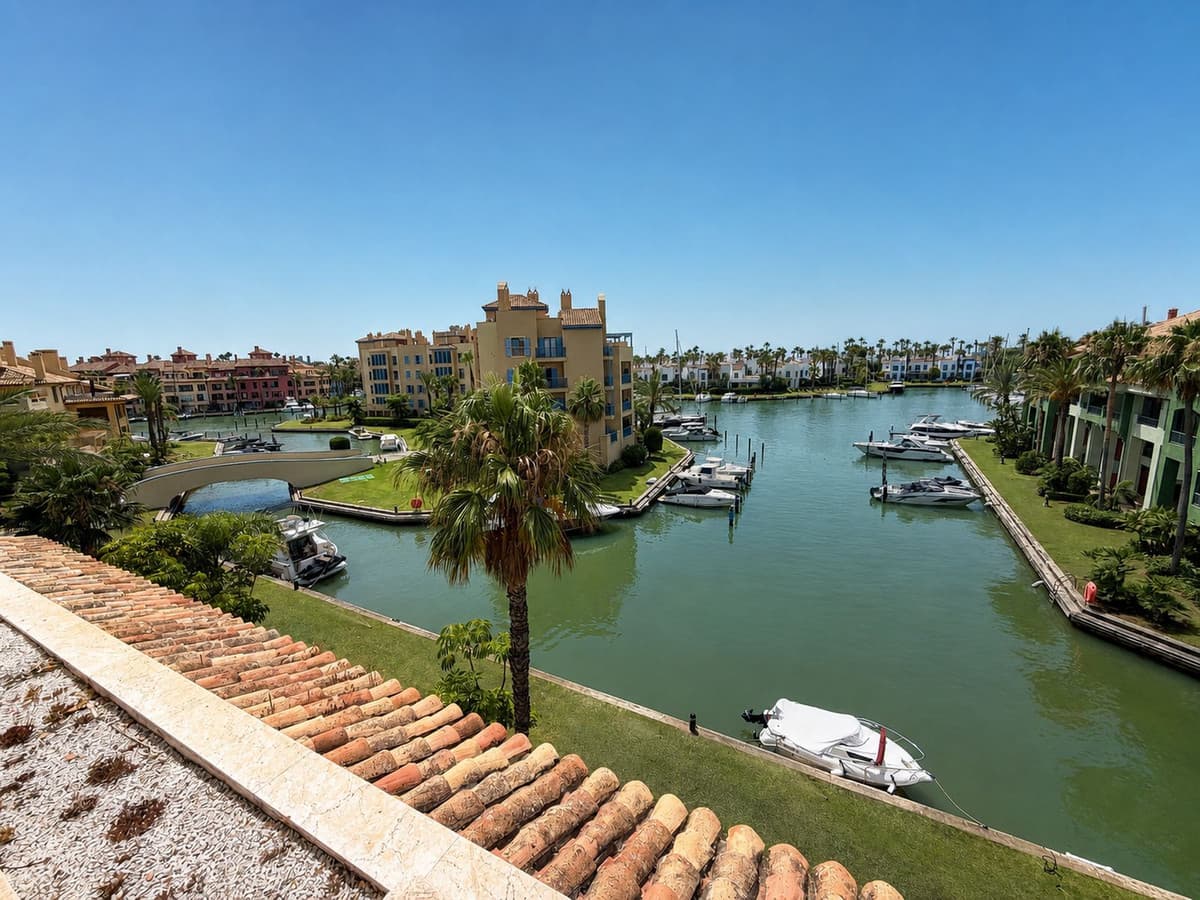 Penthouse Duplex in Sotogrande Marina — photo 1 of 10