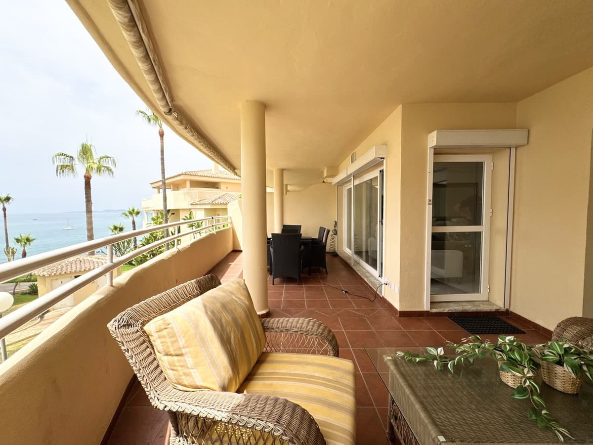 Middle Floor Apartment in Torrequebrada — photo 1 of 10