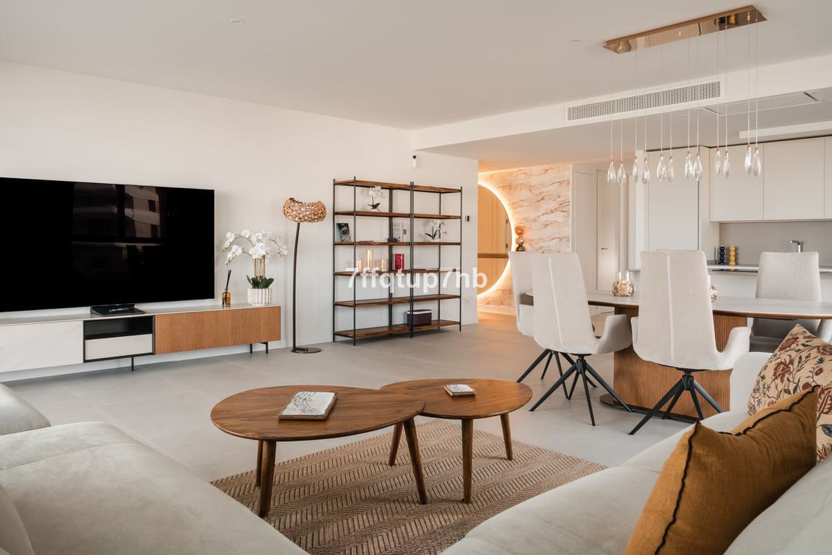 Ground Floor Apartment in Estepona — photo 1 of 10