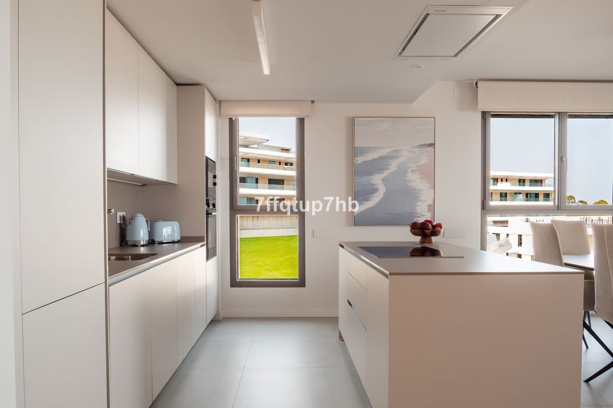 Ground Floor Apartment in Estepona — photo 5 of 10