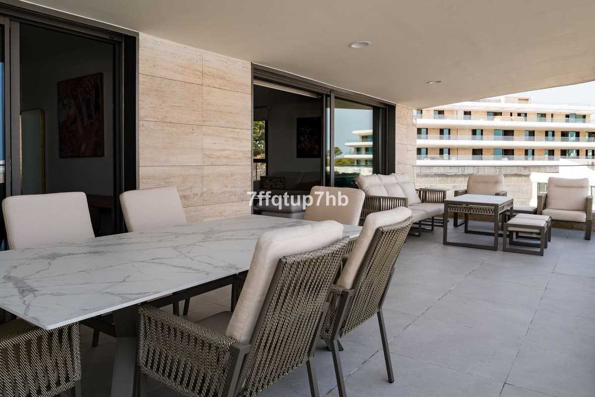 Ground Floor Apartment in Estepona — photo 10 of 10