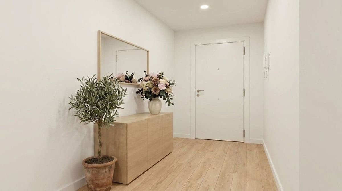 Middle Floor Apartment in Estepona — photo 3 of 10
