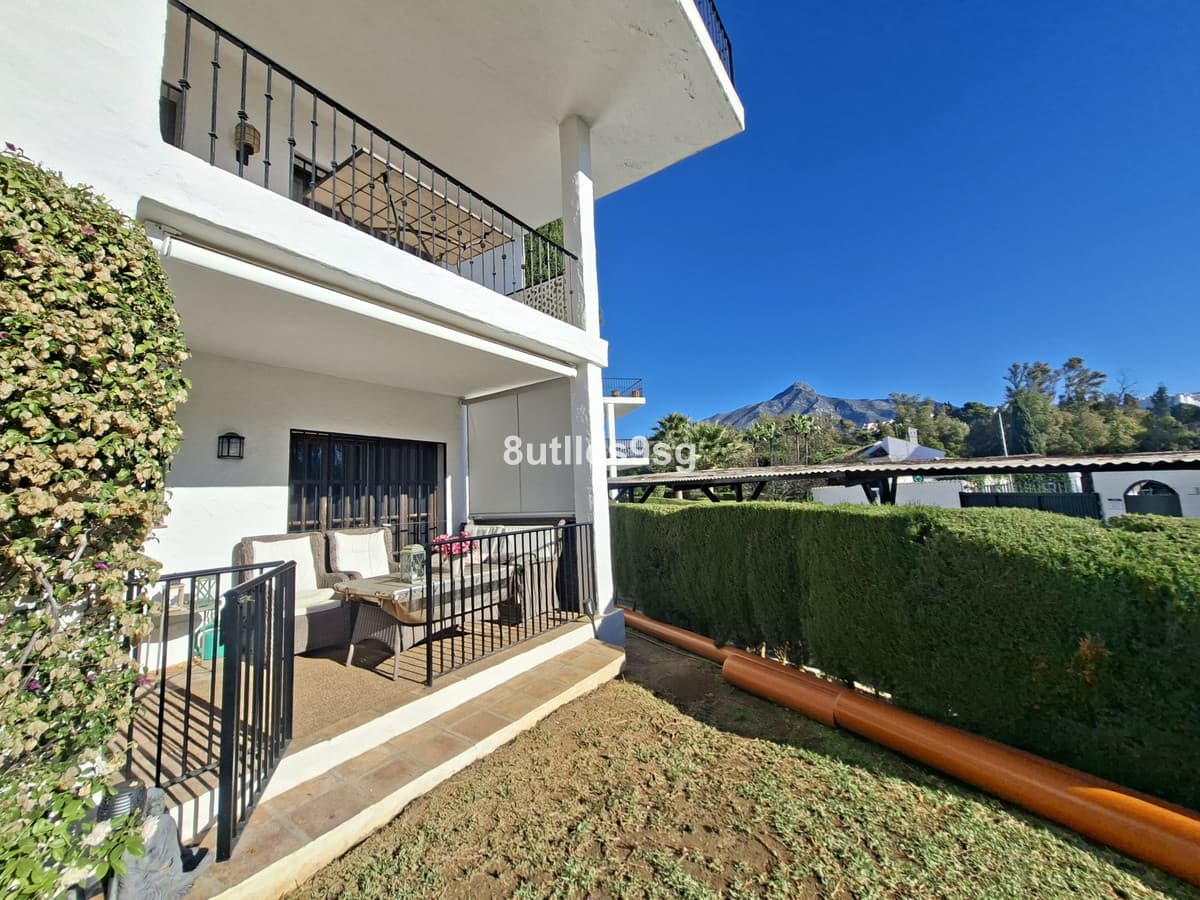 Ground Floor Apartment in Nueva Andalucía — photo 3 of 10