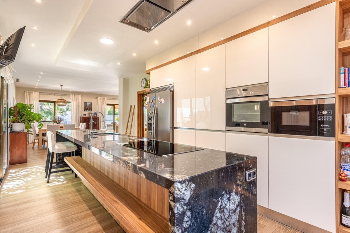 Detached Villa in Marbella — photo 9 of 10