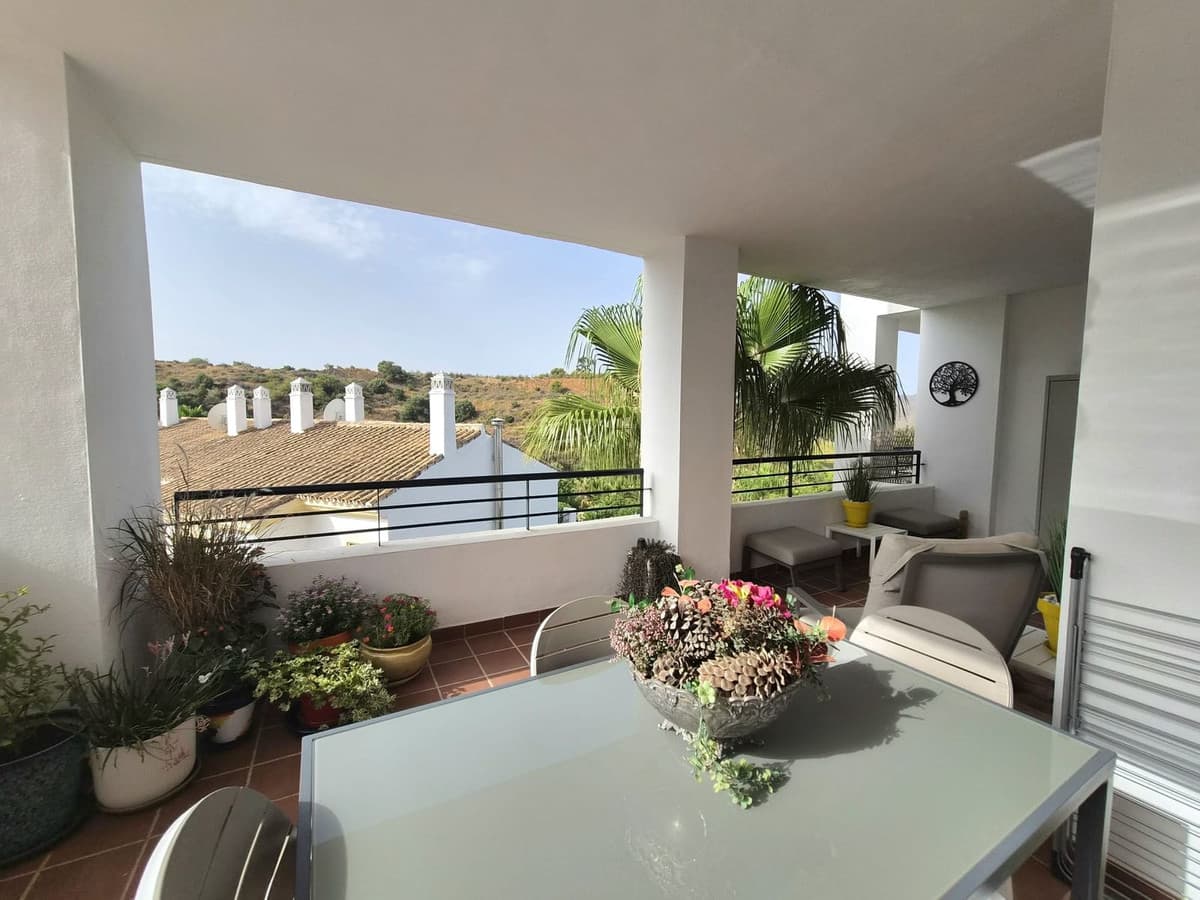 Middle Floor Apartment in Alhaurin Golf — photo 2 of 10