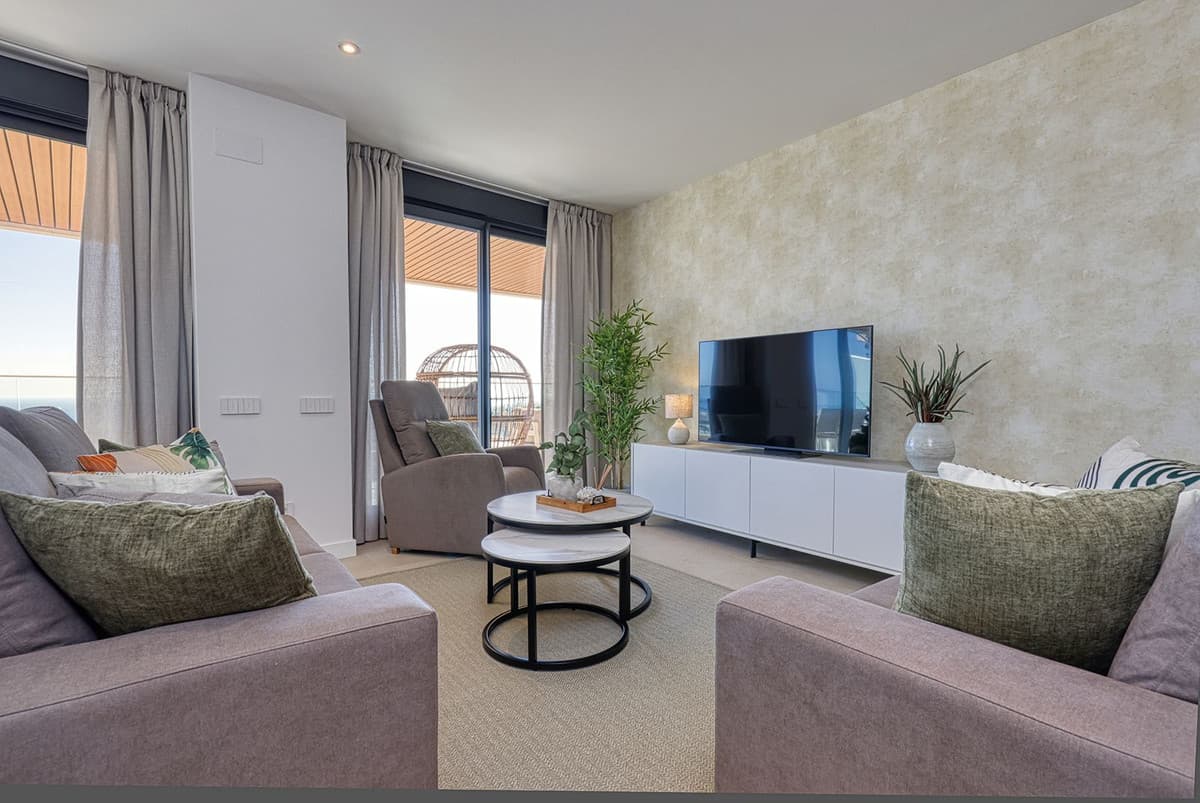 Middle Floor Apartment in Estepona — photo 9 of 10
