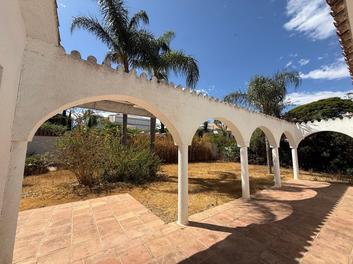 Detached Villa in Marbesa — photo 5 of 10