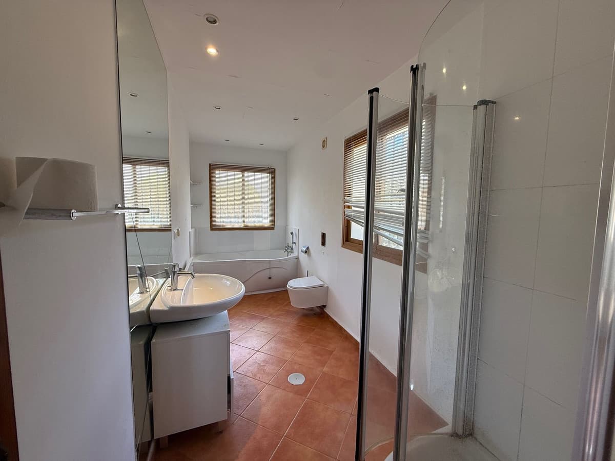 Detached Villa in Marbesa — photo 8 of 10