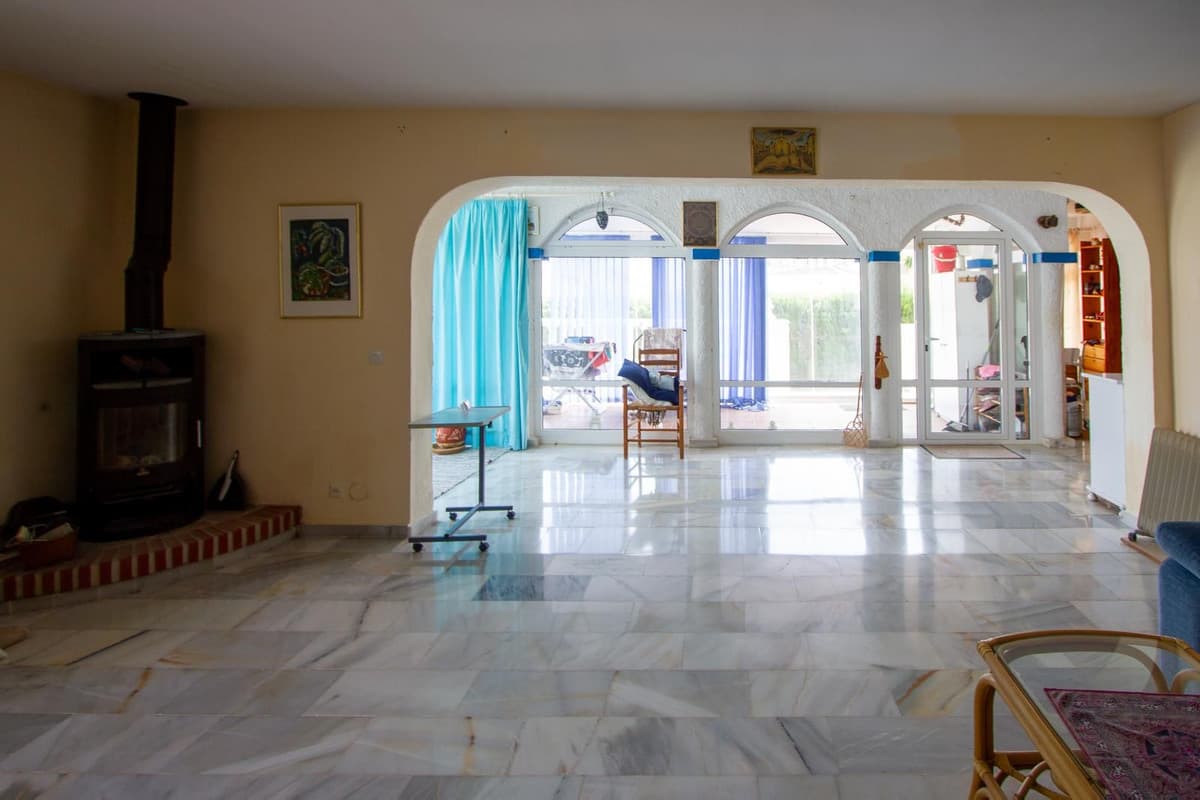 Detached Villa in Mijas Costa — photo 7 of 10