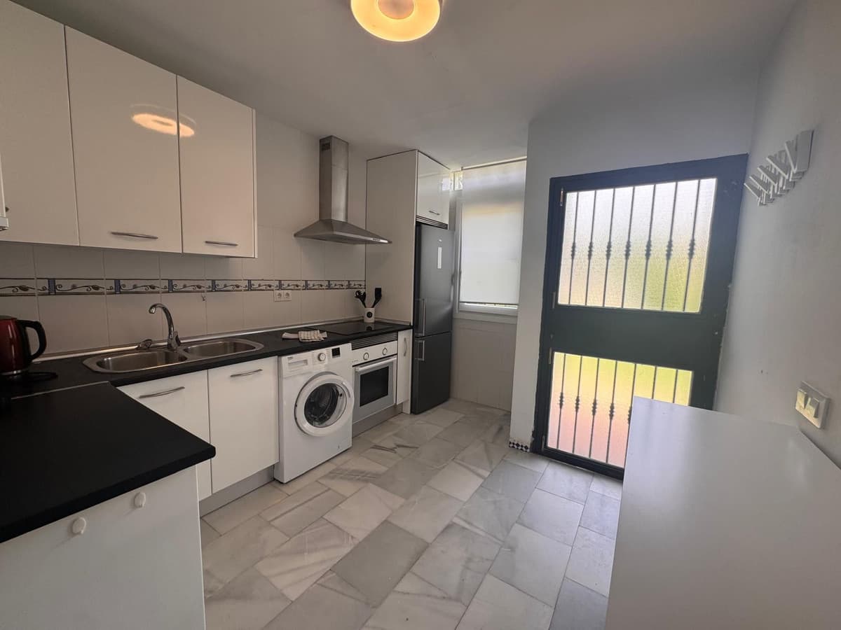 Townhouse in Manilva — photo 6 of 10