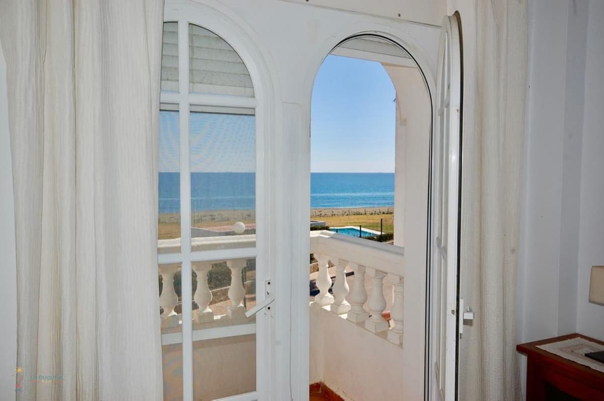 Townhouse in Manilva — photo 10 of 10