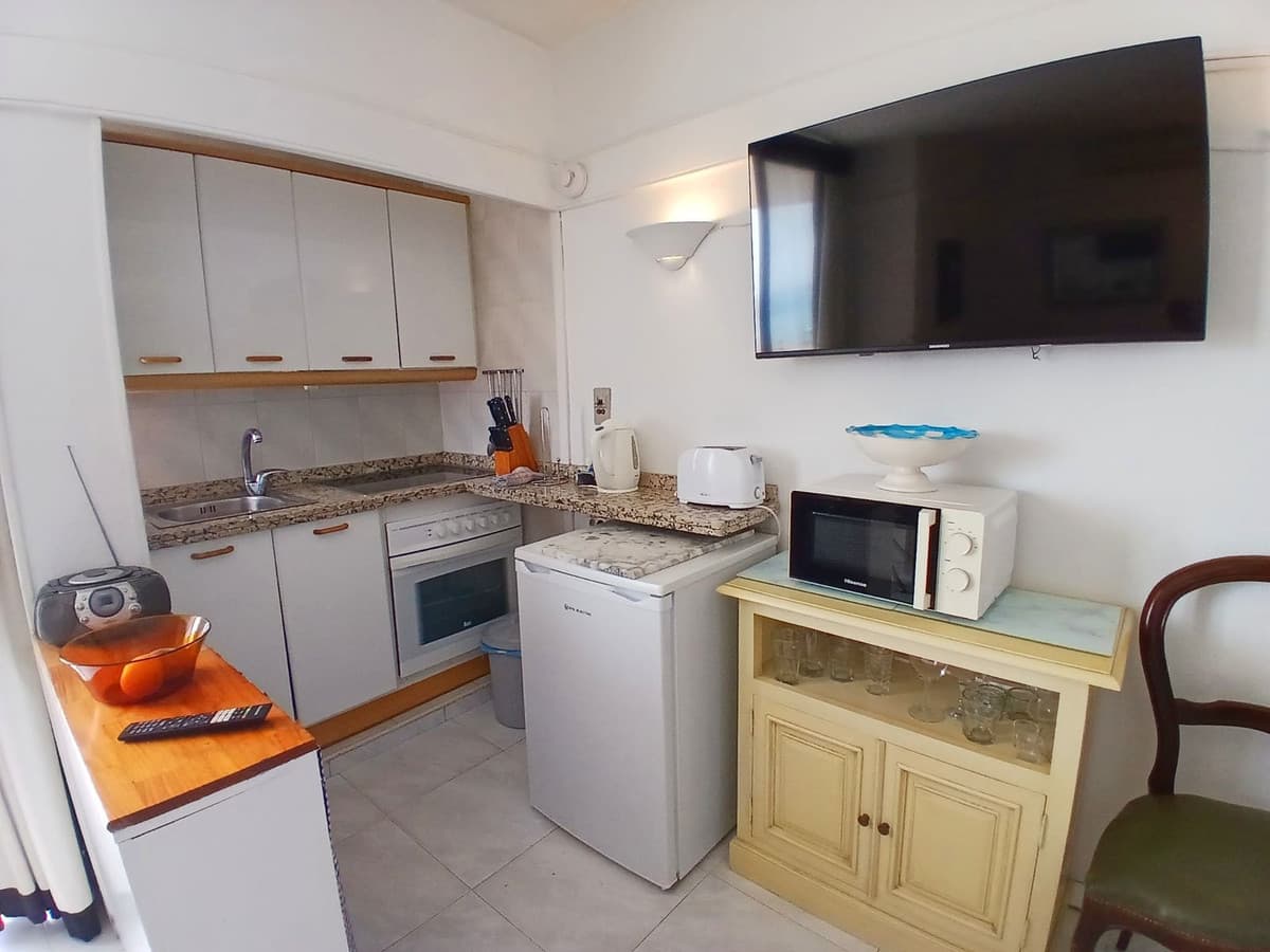 Middle Floor Apartment in Fuengirola — photo 8 of 10