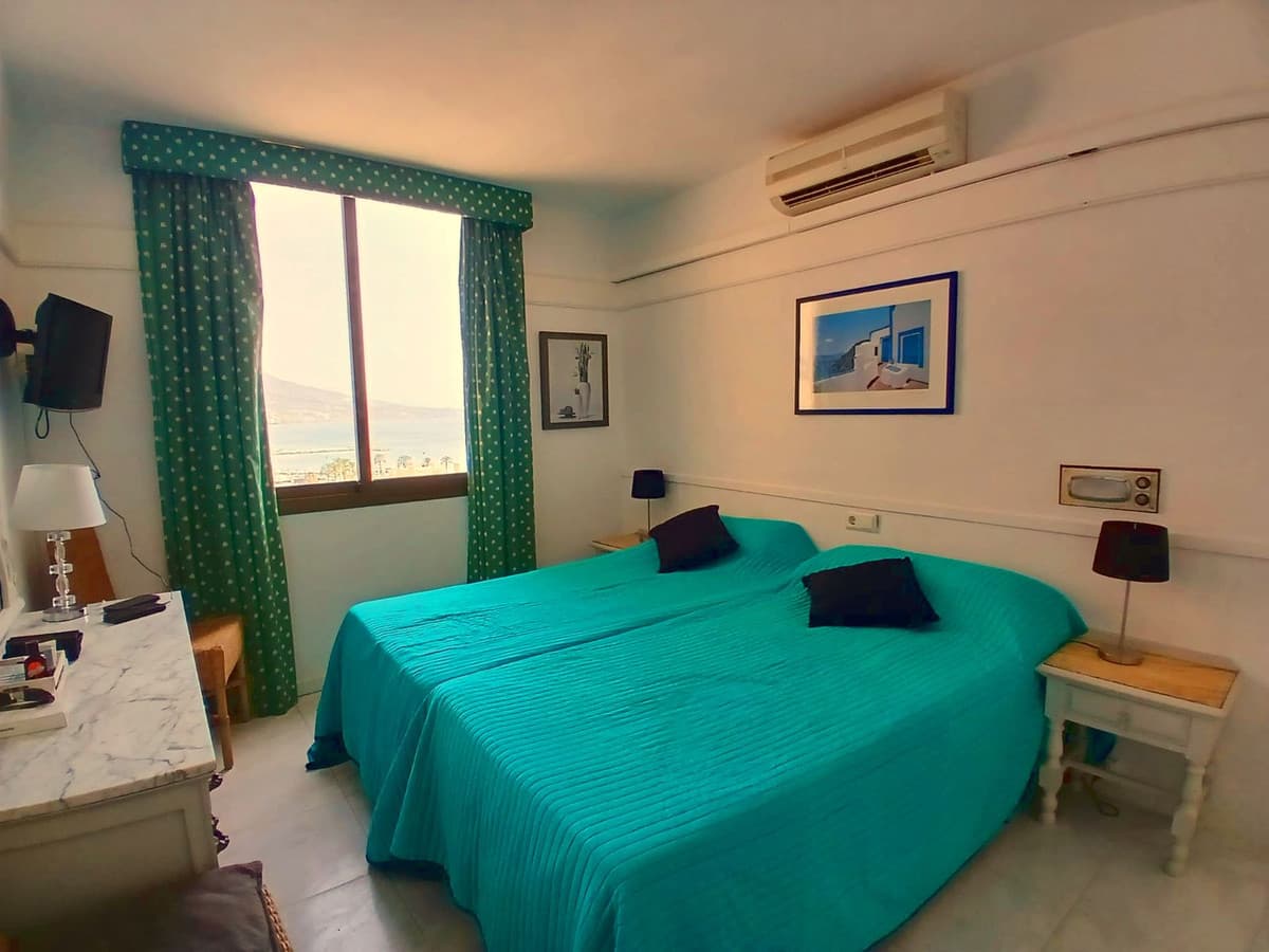 Middle Floor Apartment in Fuengirola — photo 10 of 10