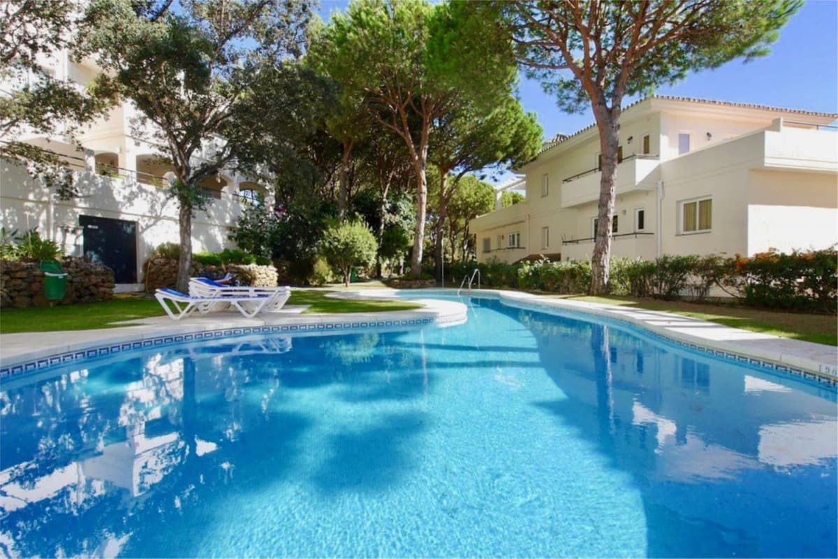Middle Floor Apartment in Cabopino — photo 10 of 10