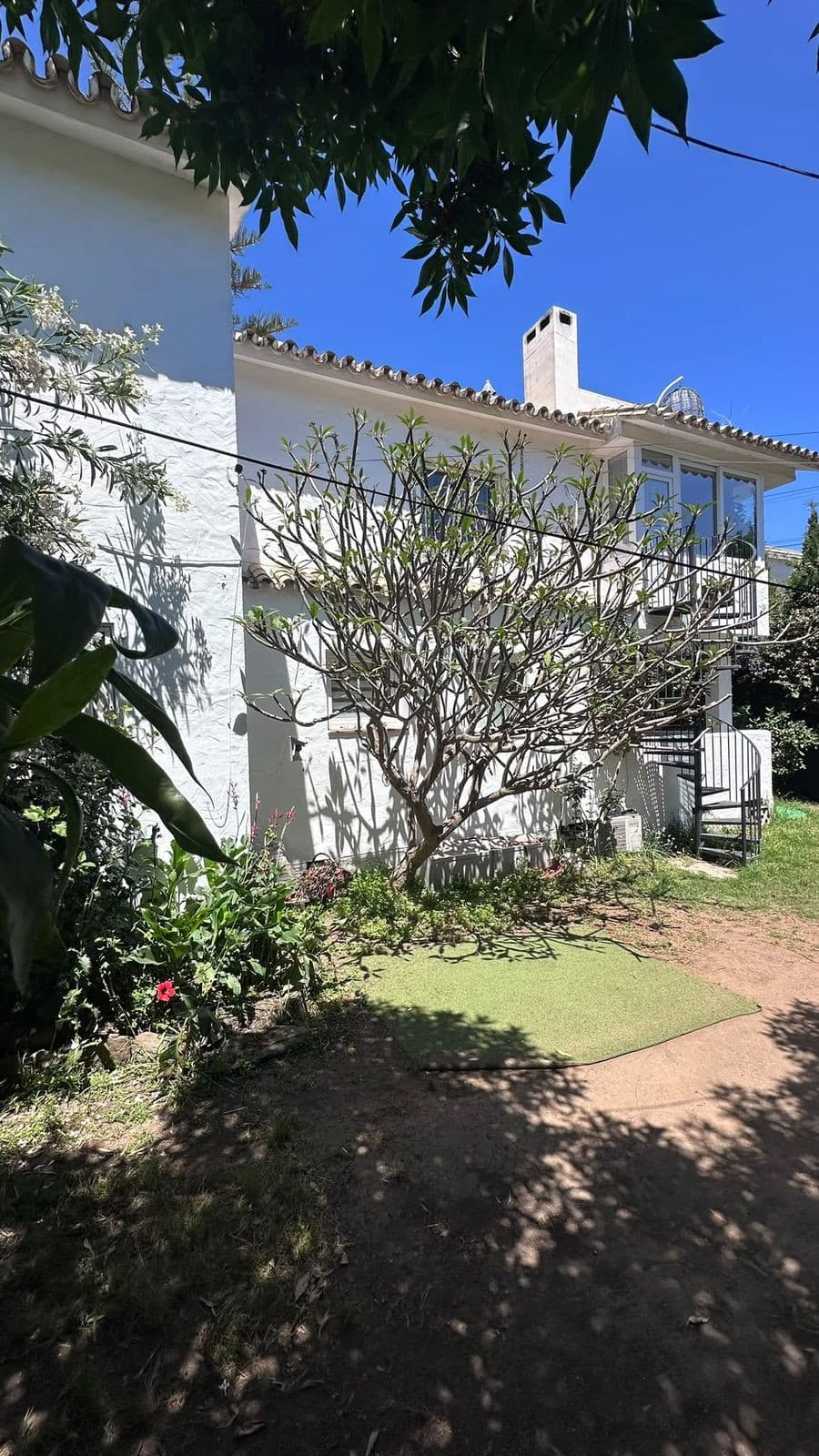 Detached Villa in El Faro — photo 2 of 10