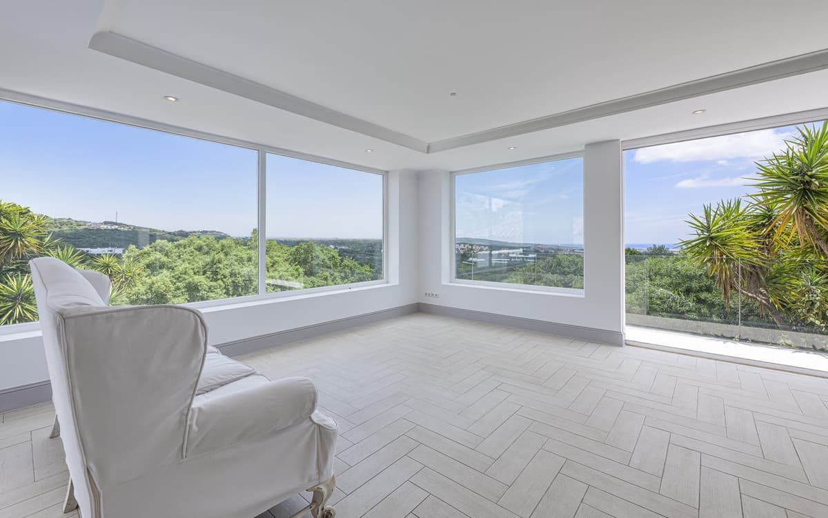 Detached Villa in Sotogrande Alto — photo 2 of 10