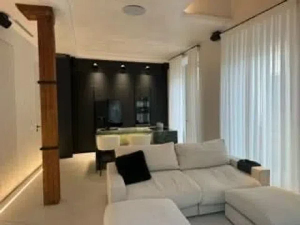 Middle Floor Apartment in Málaga Centro — photo 6 of 10