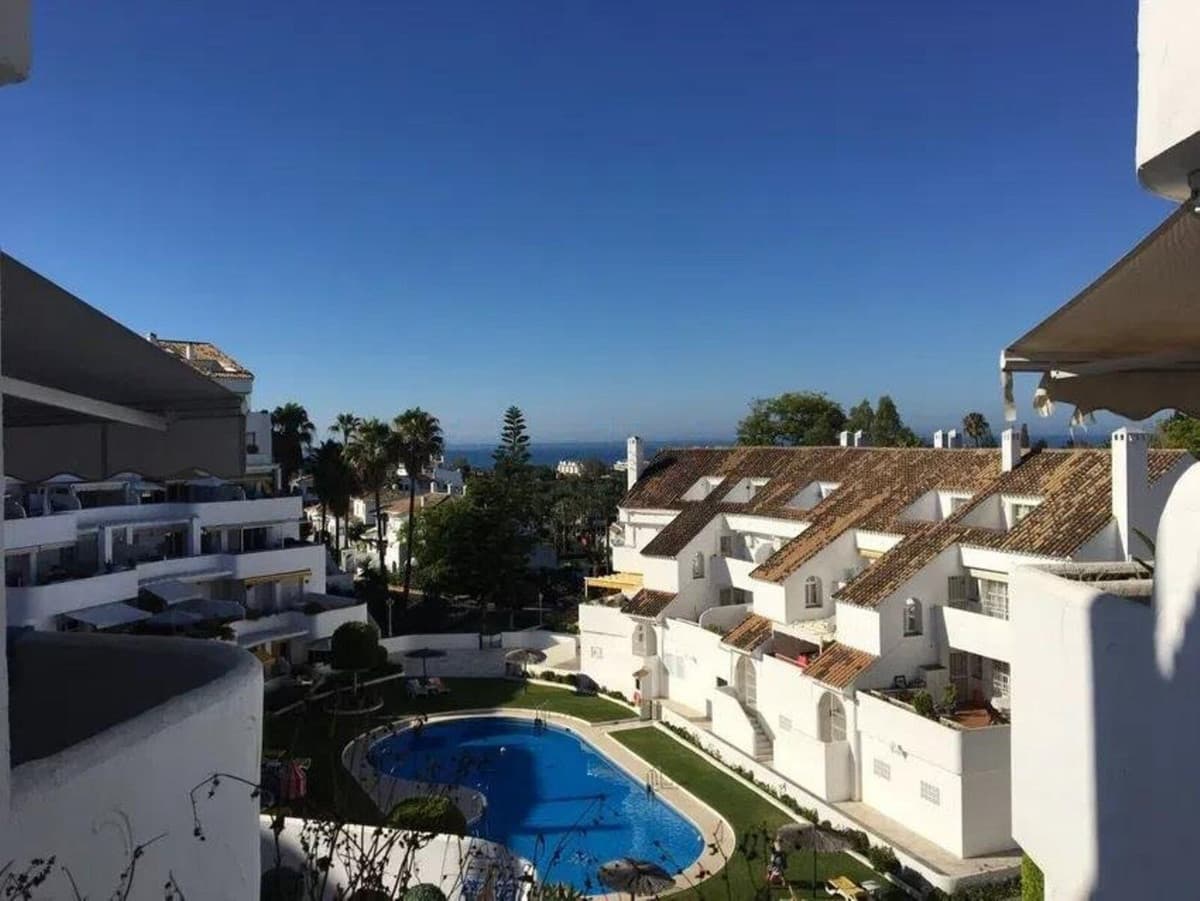 Penthouse Duplex in Nueva Andalucía — photo 1 of 10