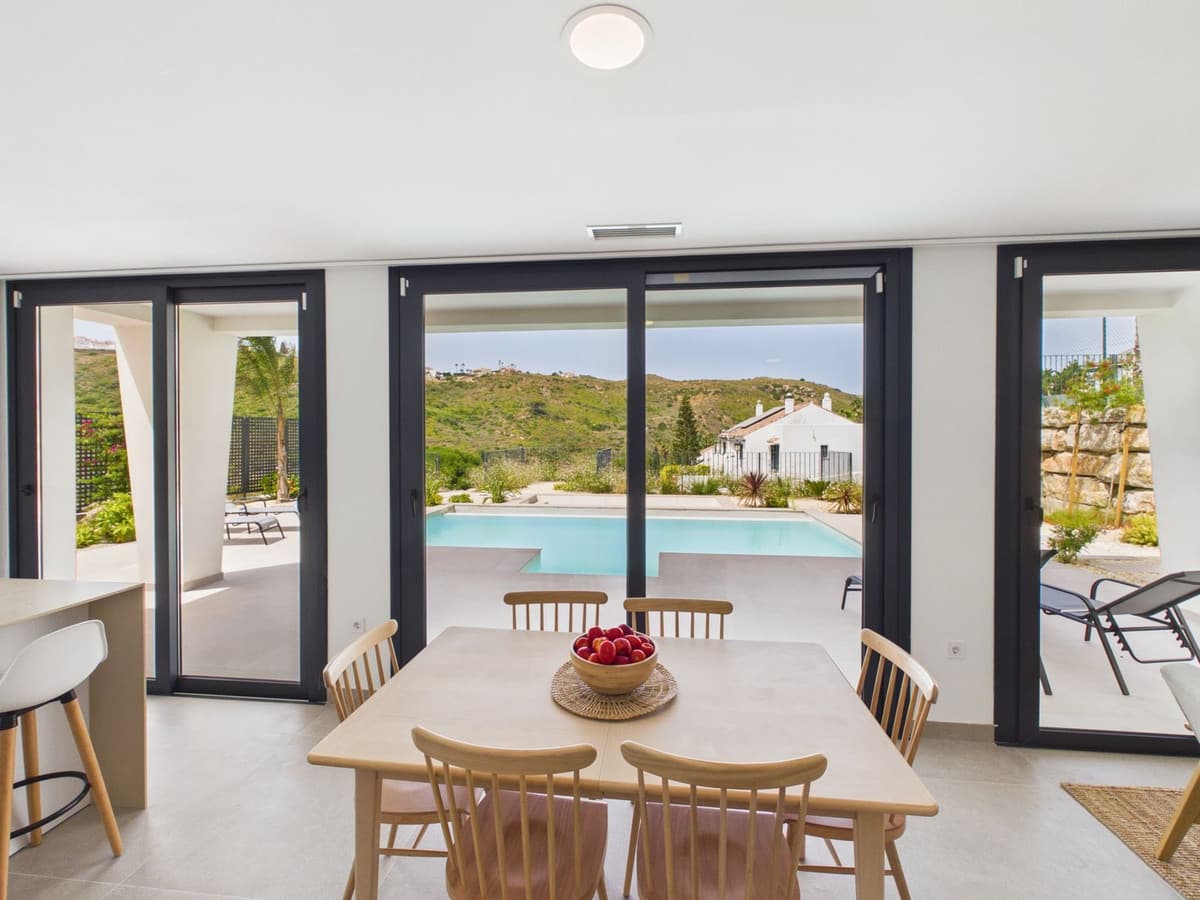 Detached Villa in La Duquesa — photo 9 of 10