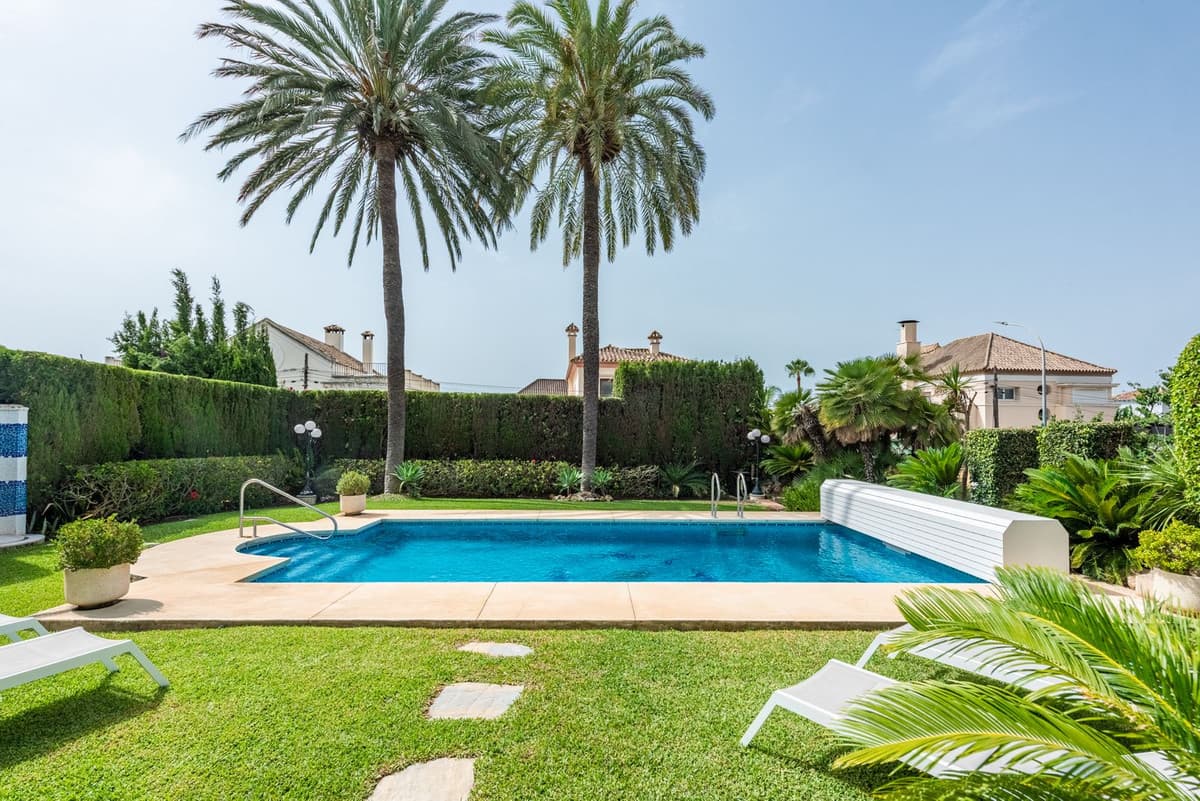 Detached Villa in San Pedro de Alcántara — photo 7 of 10