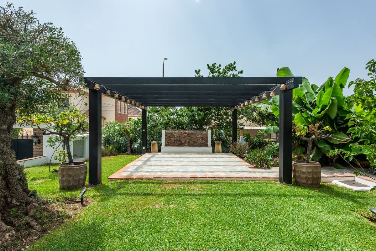 Detached Villa in San Pedro de Alcántara — photo 9 of 10