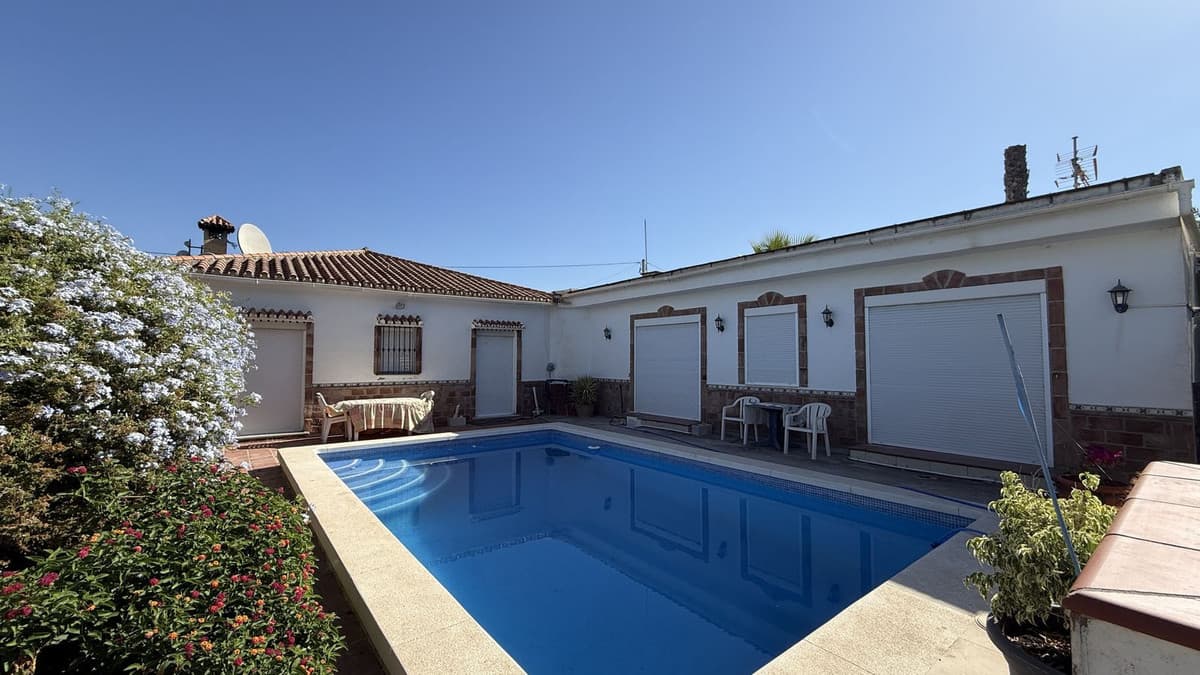 Cortijo in Alhaurín el Grande — photo 3 of 10