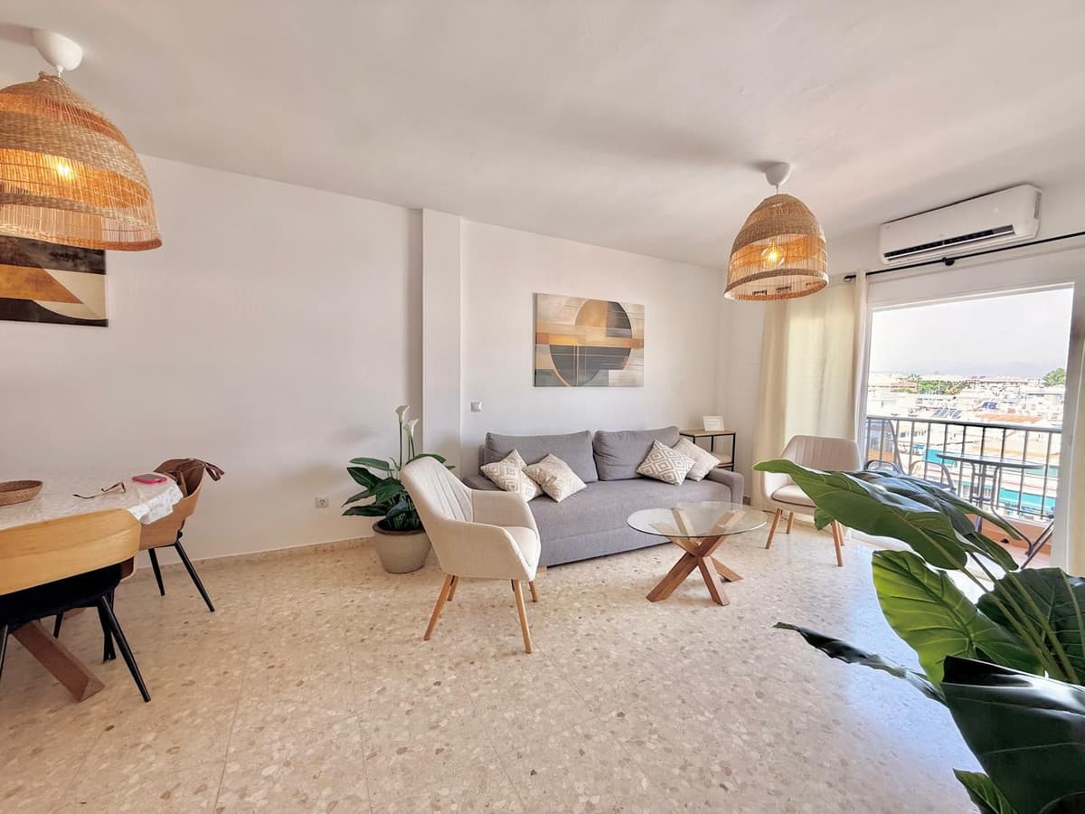 Penthouse in Fuengirola — photo 1 of 10