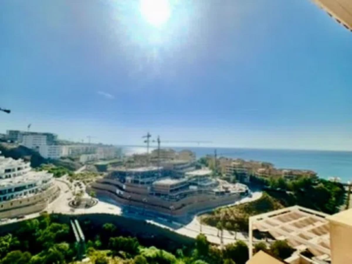 Middle Floor Apartment in Torreblanca — photo 4 of 8