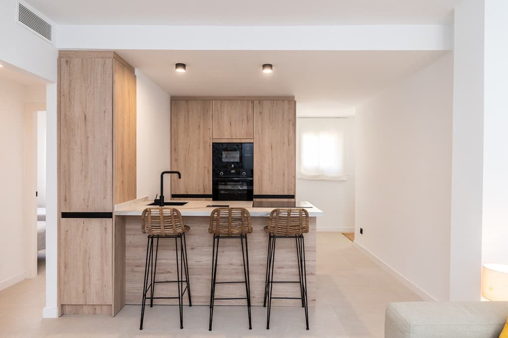 Middle Floor Apartment in Marbella — photo 8 of 10