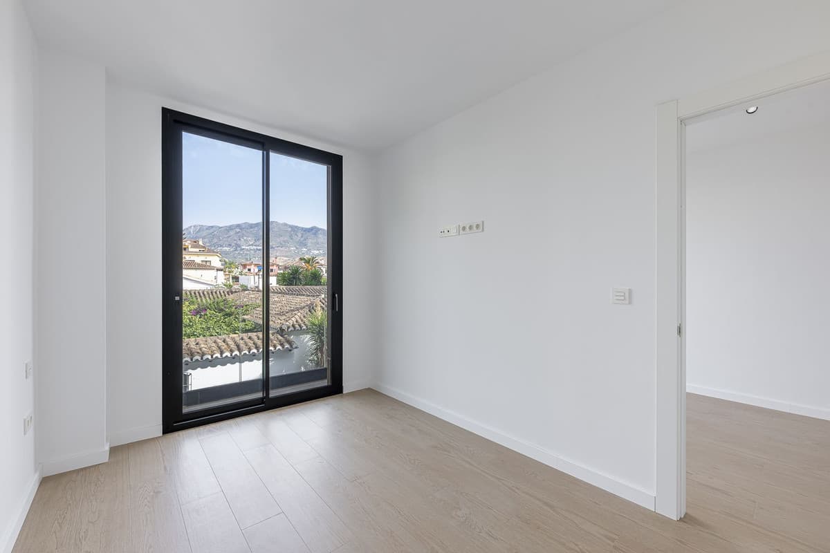 Middle Floor Apartment in Los Boliches — photo 8 of 10