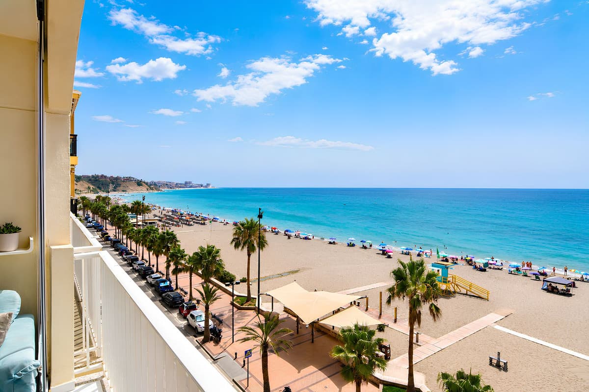 Top Floor Apartment in Fuengirola — photo 3 of 10