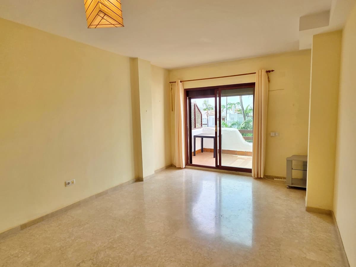 Middle Floor Apartment in Costalita — photo 3 of 10